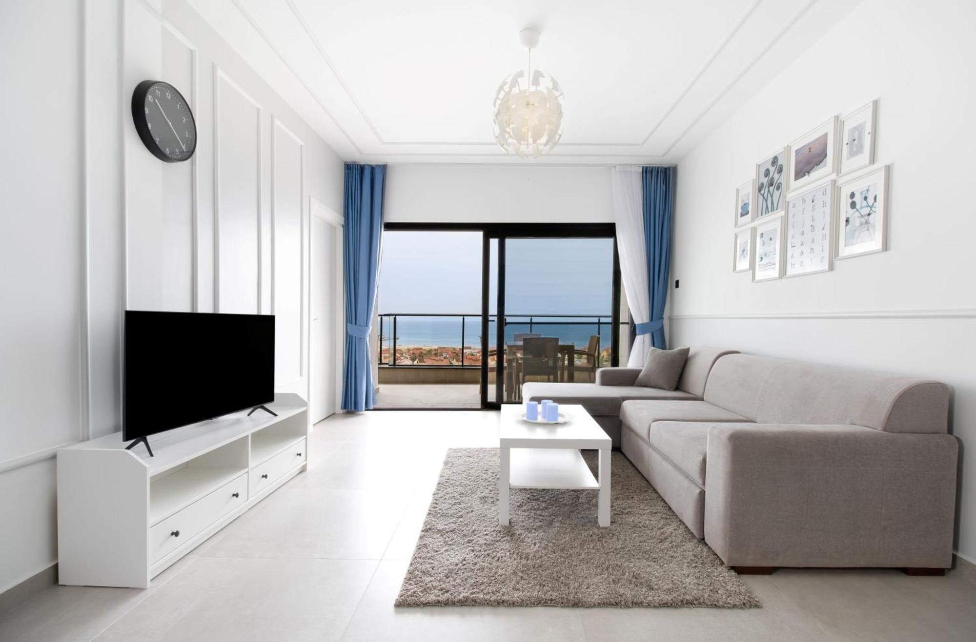 Caesar Blue Seaside Luxury Apartments Gastria Экстерьер фото
