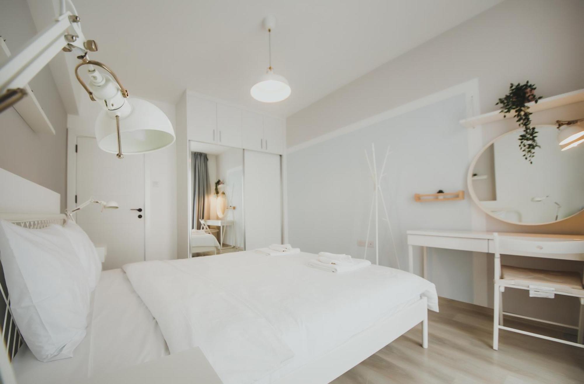 Caesar Blue Seaside Luxury Apartments Gastria Экстерьер фото